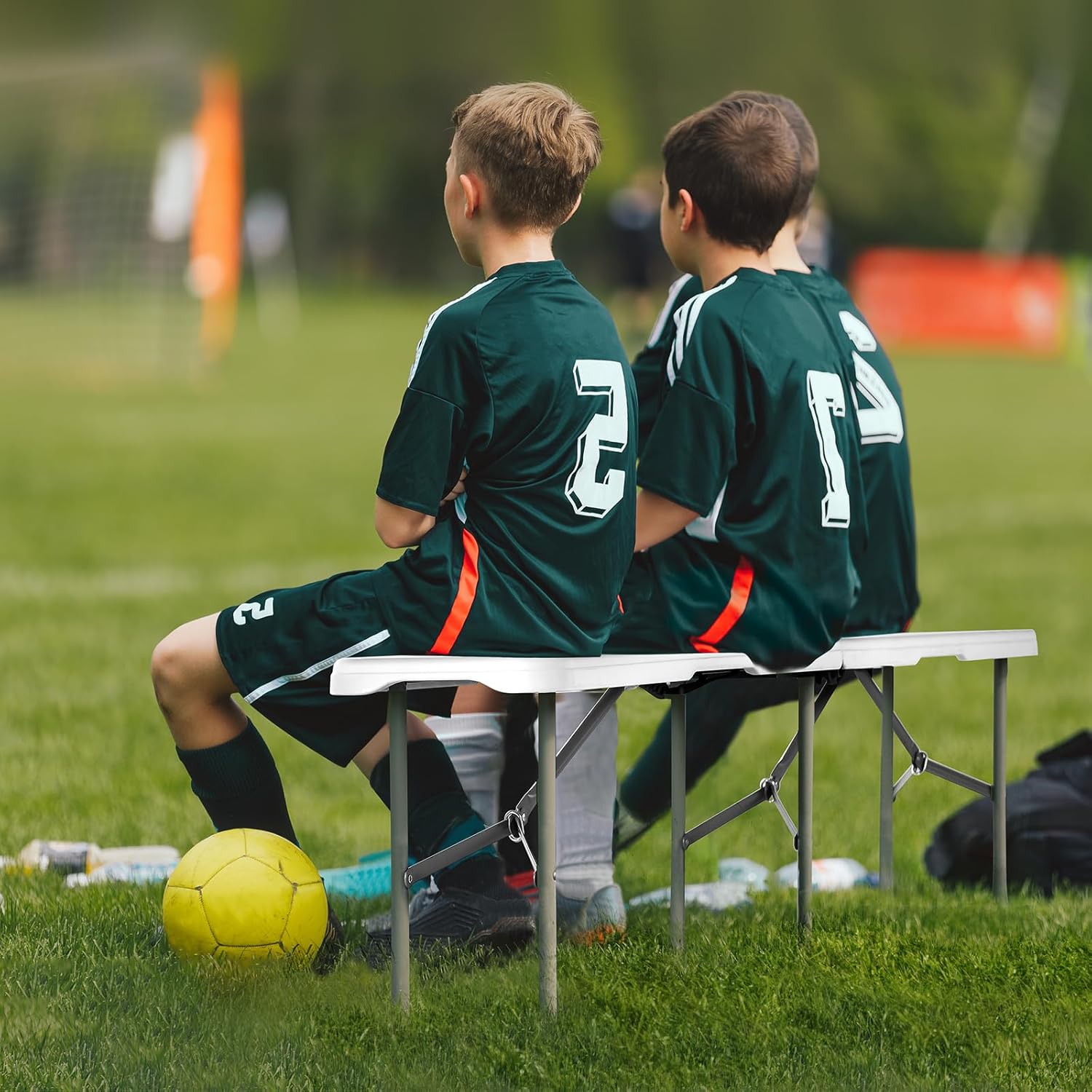 VEVOR Plastic Folding Bench, 6ft Portable Folding Bench, Smooth High Density Polyethylene Waterproof Outdoor Bench, Picnic Camping Table with Handle for Garden Soccer Playtime, White (2 Pack)